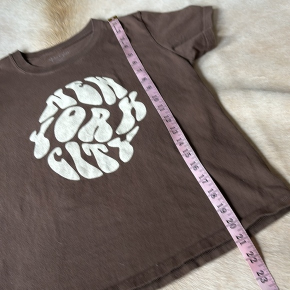 John Galt / BRANDY MELVILLE Brown “New York City” Short Sleeve T-Shirt - Picture 4 of 6